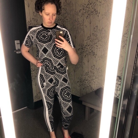 Adidas Originals 3 Stripe Outfit Set NWT Size Small - Picture 2 of 11